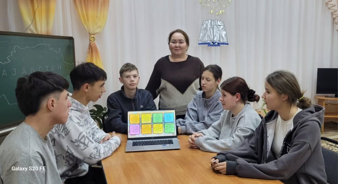 ✋ Буллингке жол жоқ! «Жас Дәурен» үйіндегі маңызды ақпараттық сағат ?️